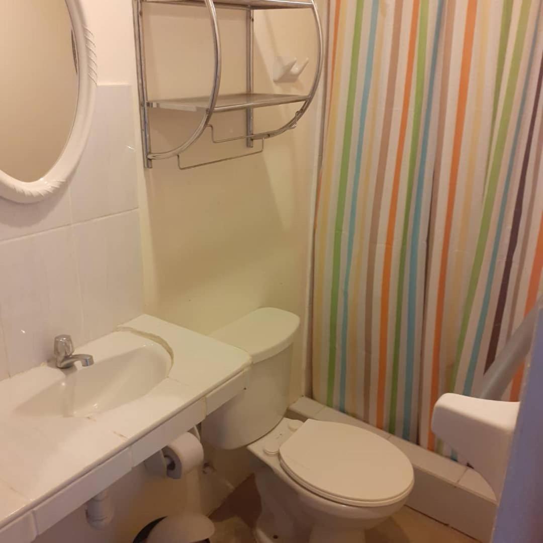 Casa Máncora Guesthouse Esterno foto